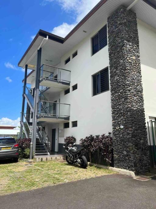 Toriki Lodge Appartement + 2 Parkings プナアウィア エクステリア 写真